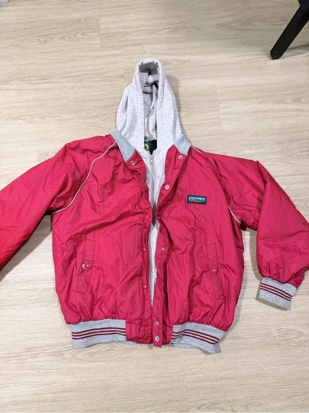 Vintage cabelas red jacket